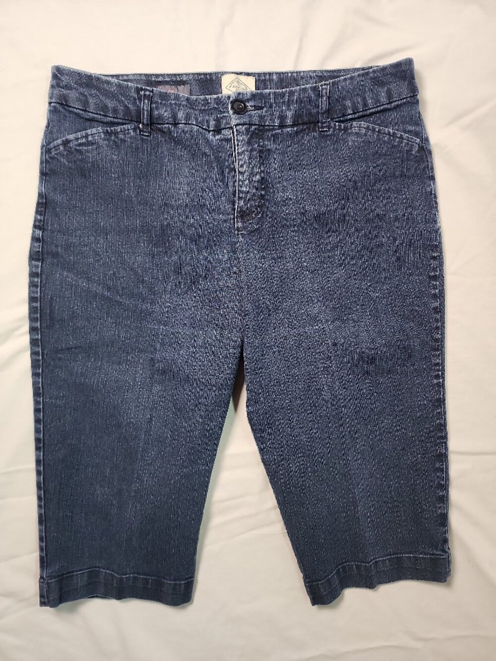 St. John's Bay Womens 14P‎ Blue Denim Bermuda Shorts Capri Crop Jeans Petite